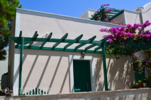 Mary_travel_packages_in_Cyclades Islands_Sandorini_kamari