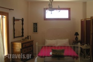 Three Rock Studio_accommodation_in_Room_Crete_Rethymnon_Kerames
