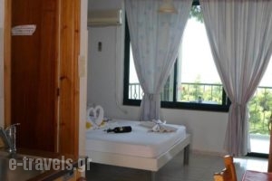 Mina's_holidays_in_Apartment_Piraeus Islands - Trizonia_Poros_Poros Rest Areas