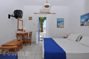 Scorpio Studios & Apartments_lowest prices_in_Room_Cyclades Islands_Paros_Naousa