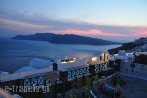 Stelios Rooms Santorini_accommodation_in_Room_Cyclades Islands_Sandorini_Oia