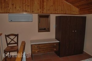 Guesthouse Arsinoe_best prices_in_Room_Piraeus Islands - Trizonia_Methana_Methana Rest Areas