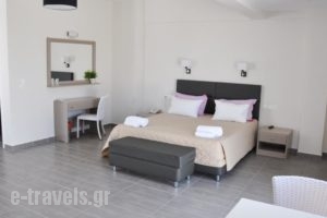 Memories Beach Hotel_best deals_Hotel_Cyclades Islands_Sandorini_Megalochori