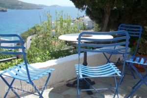 Blue Dolphin_travel_packages_in_Cyclades Islands_Andros_Batsi
