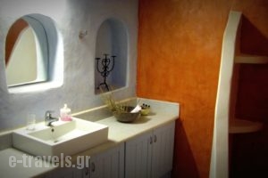 Guesthouse Kalitsi_best prices_in_Room_Cyclades Islands_Sandorini_Vothonas