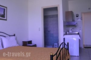 Golden Beach Hill Apartments_accommodation_in_Apartment_Crete_Chania_Daratsos