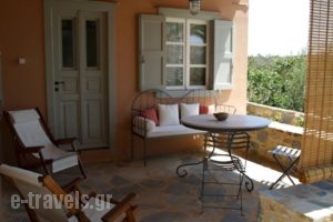 Chroussiano Farmhouse_accommodation_in_Hotel_Cyclades Islands_Syros_Posidonia