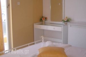 Hotel Liberty 1_best prices_in_Hotel_PiraeusIslands - Trizonia_Aigina_Aigina Chora
