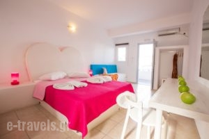 Odysseas_lowest prices_in_Hotel_Cyclades Islands_Sandorini_Sandorini Chora