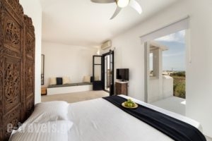Villa Pela_accommodation_in_Villa_Cyclades Islands_Paros_Alyki