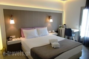 Platia Fira Luxury Rooms_travel_packages_in_Cyclades Islands_Sandorini_Sandorini Chora