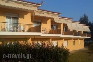Red Coral Apartments_accommodation_in_Apartment_Macedonia_Halkidiki_Poligyros