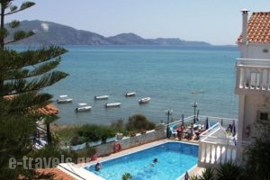 Denise Beach Hotel Apartments_best deals_Apartment_Ionian Islands_Zakinthos_Laganas