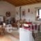 Arachovitika Kalivia_best deals_Hotel_Peloponesse_Lakonia_Mystras