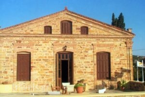 Arhodico Agricultural Pansion_best deals_Hotel_Aegean Islands_Chios_Chios Rest Areas