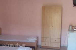 Mary Rooms_best deals_Room_Cyclades Islands_Milos_Adamas