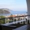 Treehouse Holiday Homes_best deals_Hotel_Piraeus Islands - Trizonia_Spetses_Spetses Chora