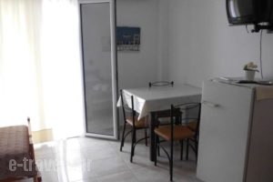 Ermioni Apartments_holidays_in_Apartment_Macedonia_Halkidiki_Loutra