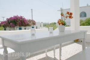 Yiannis Studios_best deals_Hotel_Cyclades Islands_Paros_Piso Livadi