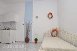 Manos Apartments_lowest prices_in_Apartment_Cyclades Islands_Syros_Syros Rest Areas