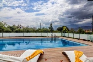 Villa Renata_best deals_Villa_Crete_Chania_Fournes