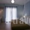 Valente Perlia Rooms_best deals_Room_Piraeus Islands - Trizonia_Trizonia_Trizonia Rest Areas