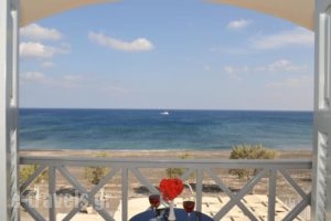 Glykeria Mini Suites_best deals_Hotel_Cyclades Islands_Sandorini_Emborio