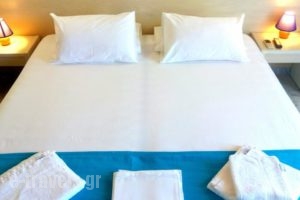 Stefos Rooms_lowest prices_in_Room_Cyclades Islands_Syros_Galissas