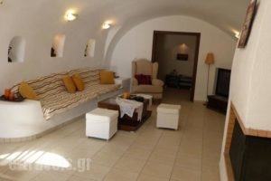 Irida Cave House_best deals_Hotel_Cyclades Islands_Sandorini_Megalochori