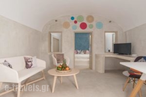 Lagadi Suites_travel_packages_in_Cyclades Islands_Sandorini_Sandorini Chora