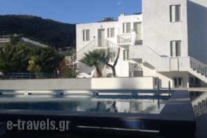 Cascade Apartments_best prices_in_Apartment_Piraeus islands - Trizonia_Trizonia_Trizonia Rest Areas
