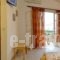 Villa Yiotevi_best deals_Villa_Piraeus Islands - Trizonia_Poros_Poros Chora