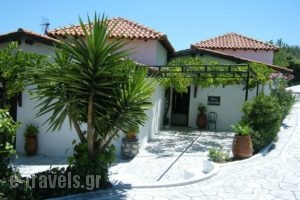 Villa Elpiniki_travel_packages_in_Sporades Islands_Skiathos_Troulos