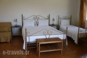 Kasimis Rooms_best deals_Apartment_Peloponesse_Messinia_Kyparisia