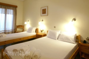 Rooms Sarantea_best prices_in_Room_Peloponesse_Lakonia_Gythio