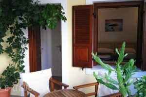 Chez Sophie_best deals_Hotel_Cyclades Islands_Sandorini_Perissa