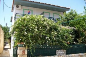 Sophia_accommodation_in_Room_Peloponesse_Messinia_Agios Nikolaos