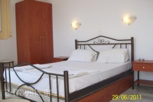 Giakas_accommodation_in_Room_Piraeus Islands - Trizonia_Aigina_Aigina Chora
