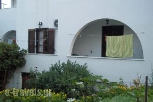 Studios Katerina_best deals_Hotel_Cyclades Islands_Naxos_Naxos Chora