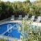 Karterados Beach Apartments_best prices_in_Apartment_Cyclades Islands_Sandorini_karterados