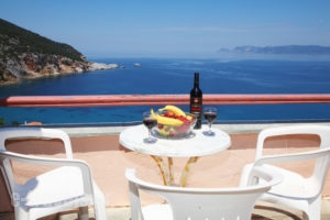 Lemonis Studios_travel_packages_in_Sporades Islands_Skopelos_Skopelos Chora