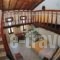 Kastro Studios & Apartments_accommodation_in_Apartment_Piraeus Islands - Trizonia_Spetses_Spetses Chora