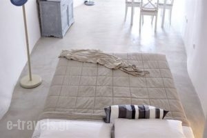 Liakada Oia Suites_lowest prices_in_Apartment_Cyclades Islands_Sandorini_Oia