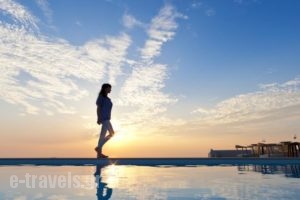Gold Suites_travel_packages_in_Cyclades Islands_Sandorini_Fira