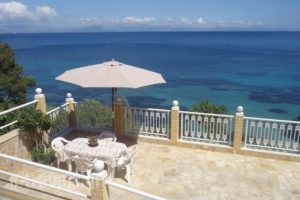 Meltemi Apartments_travel_packages_in_Ionian Islands_Corfu_Corfu Chora