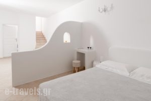 Katharos Villas_accommodation_in_Villa_Cyclades Islands_Sandorini_Oia