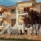 Villa Atlantis Deluxe Apartments_travel_packages_in_Macedonia_Halkidiki_Kassandreia