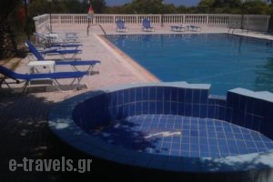 Zantehill Apartments_best deals_Apartment_Ionian Islands_Zakinthos_Zakinthos Chora