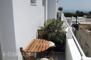 Platia Fira Luxury Rooms_lowest prices_in_Hotel_Cyclades Islands_Sandorini_Sandorini Chora