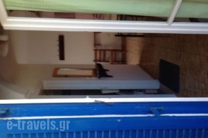 Lefteris Traditional Rooms_best deals_Room_Cyclades Islands_Sandorini_Fira